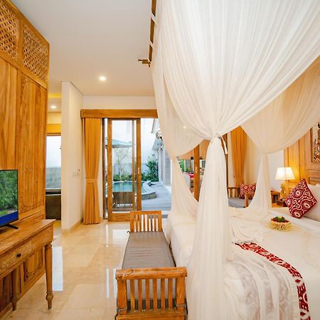 Gyanesh Villa Ubud Esterno foto