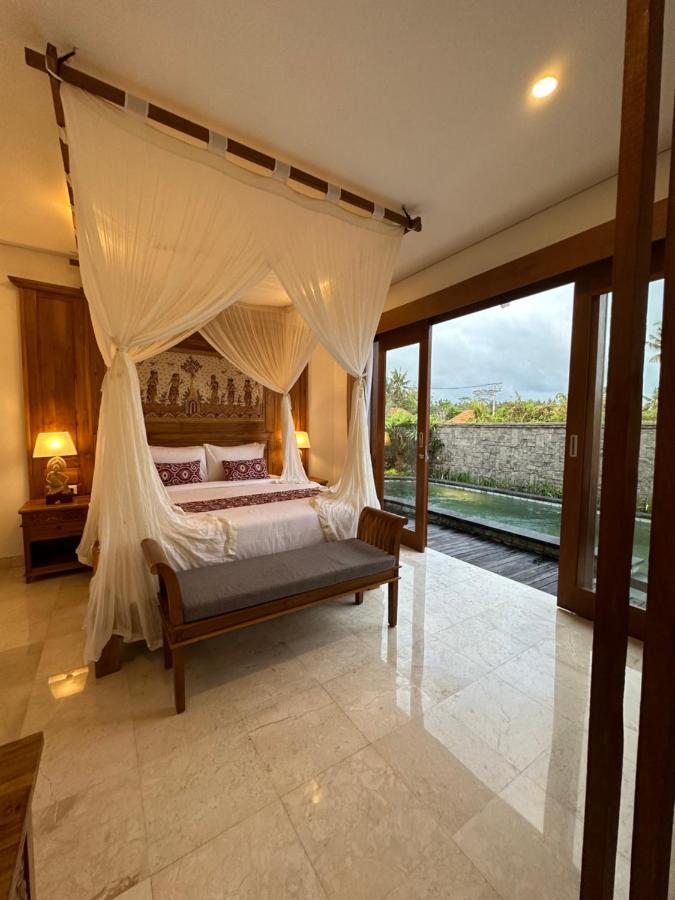 Gyanesh Villa Ubud Esterno foto