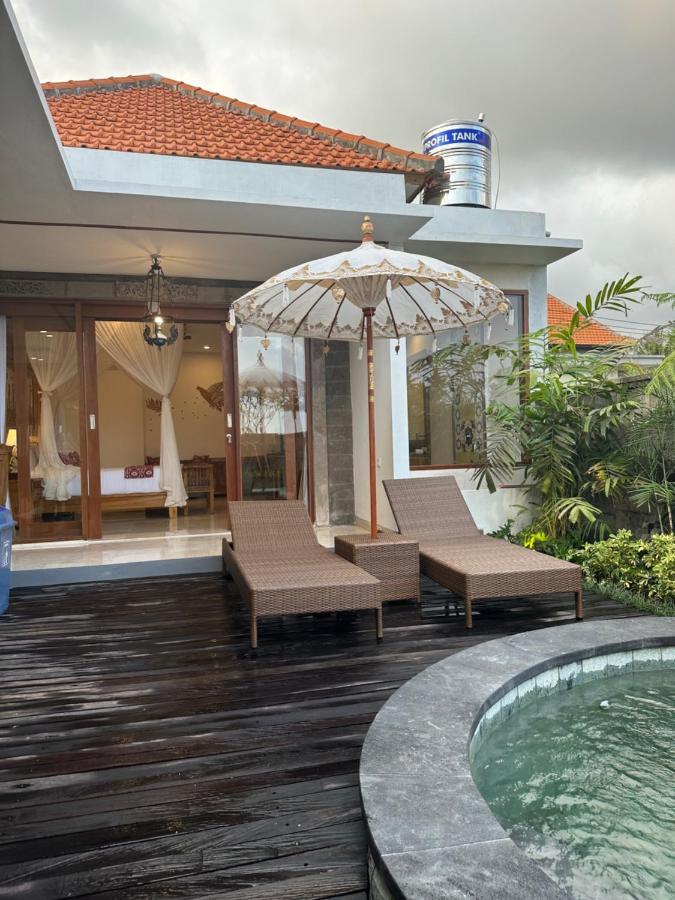 Gyanesh Villa Ubud Esterno foto